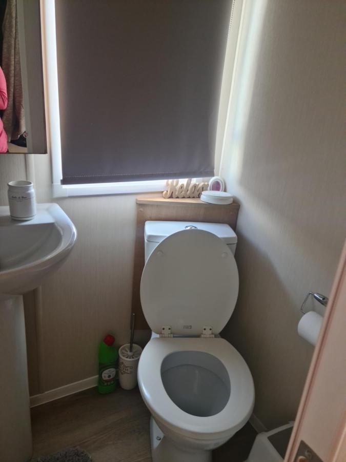 The Orchards Holiday Home Clacton-on-Sea Exterior photo